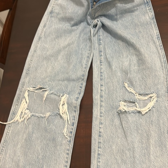 Aritzia Sunday Best High Rise Distressed Light Wash Straight Leg Jeans Size 0 - Picture 11 of 14